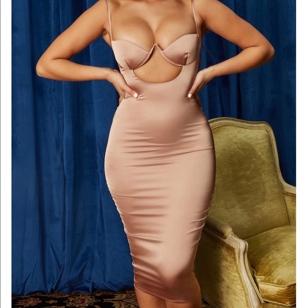 ROSE gold Midi dress w/ Underwired cutout bust